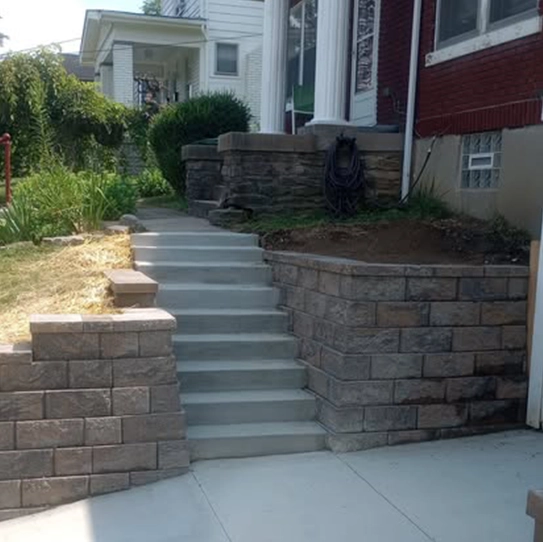 Retaining wall before